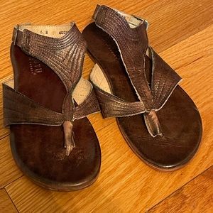 Bed Stu brown leather strappy festival Sandals size 6
